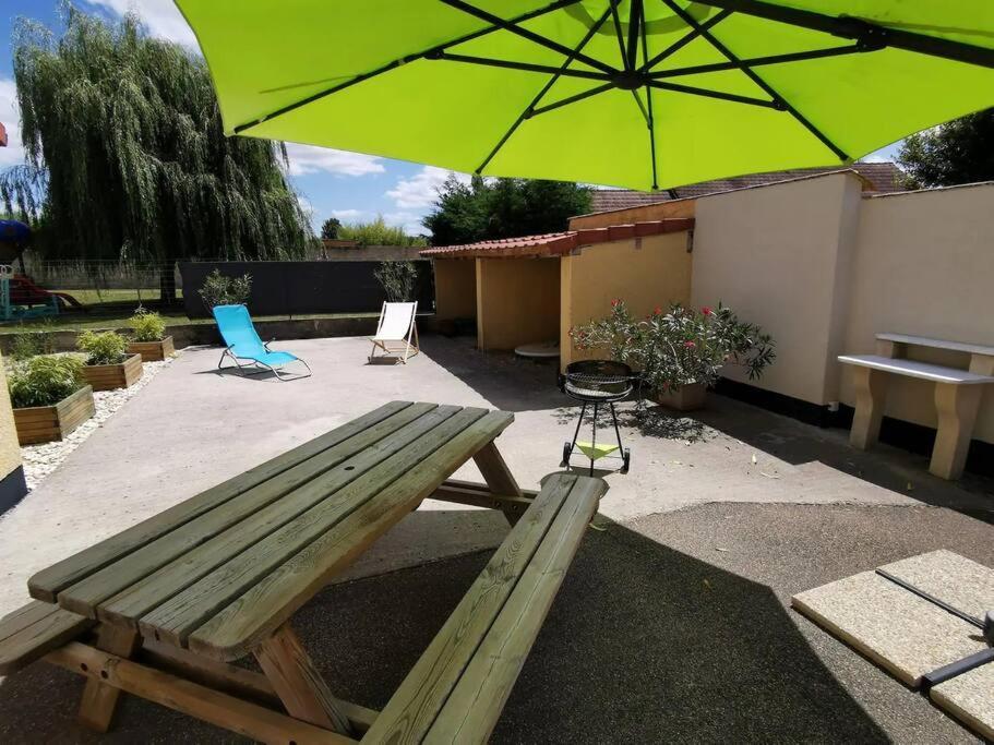 La Mirabella, Studio Avec Sauna Mirebeau-sur-Beze Esterno foto